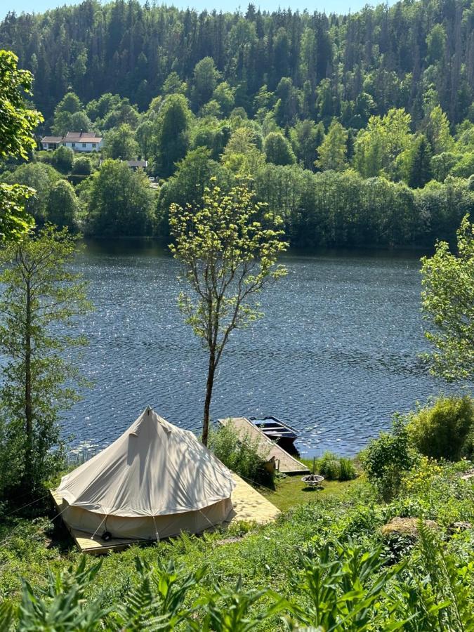 Glamping On Idyllic Lake, Paddle Boards & Rowboat ポールスグルン エクステリア 写真