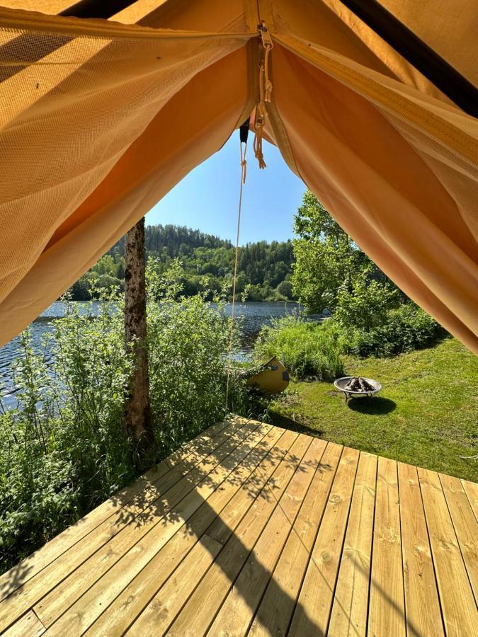 Glamping On Idyllic Lake, Paddle Boards & Rowboat ポールスグルン エクステリア 写真