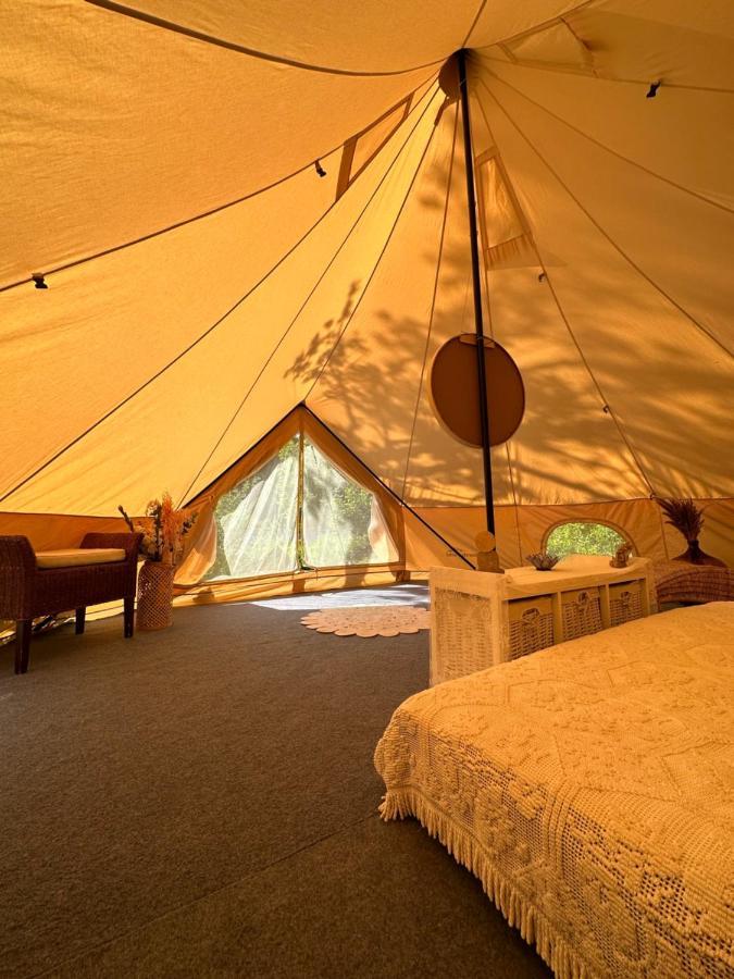 Glamping On Idyllic Lake, Paddle Boards & Rowboat ポールスグルン エクステリア 写真