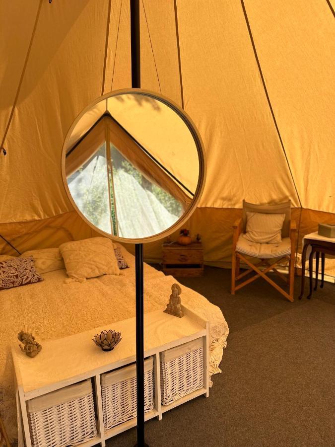 Glamping On Idyllic Lake, Paddle Boards & Rowboat ポールスグルン エクステリア 写真