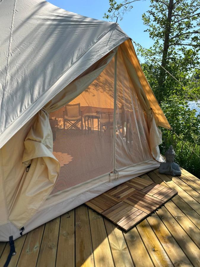 Glamping On Idyllic Lake, Paddle Boards & Rowboat ポールスグルン エクステリア 写真