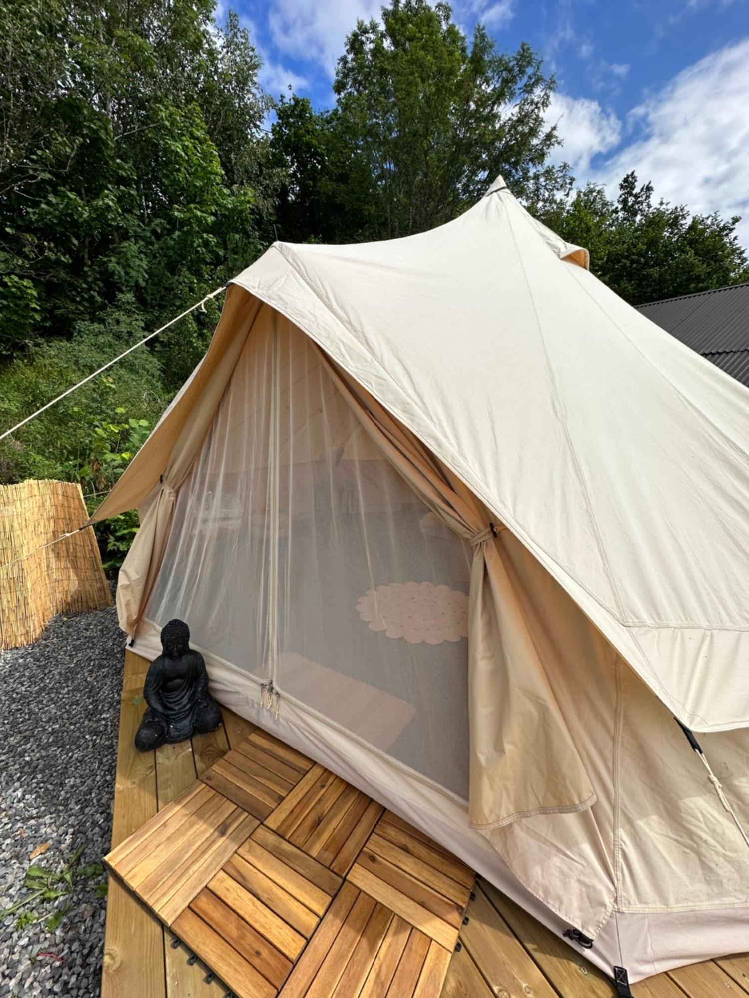 Glamping On Idyllic Lake, Paddle Boards & Rowboat ポールスグルン エクステリア 写真