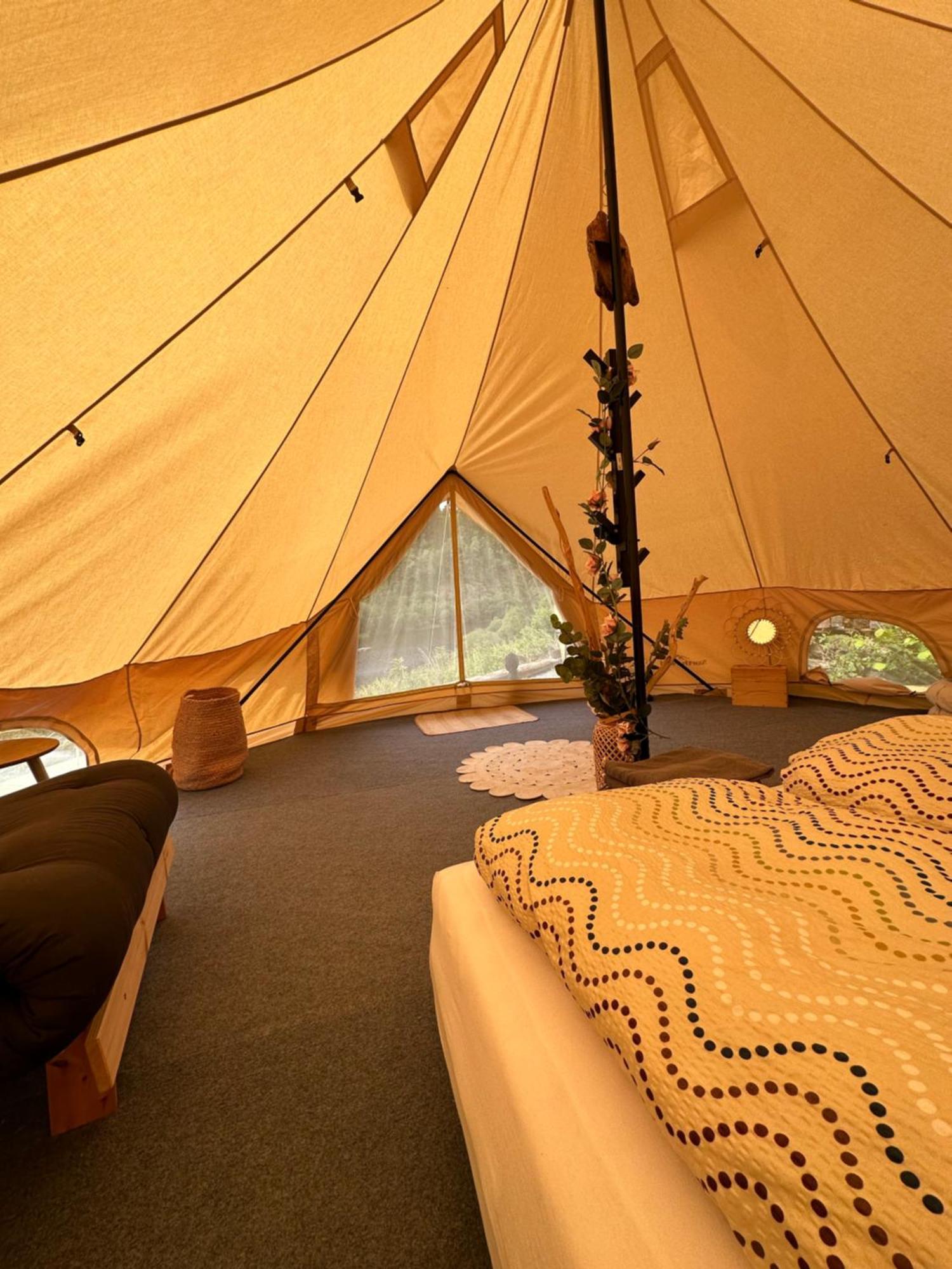 Glamping On Idyllic Lake, Paddle Boards & Rowboat ポールスグルン エクステリア 写真